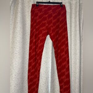 Love LulaRoe Leggings Tall & Curvy